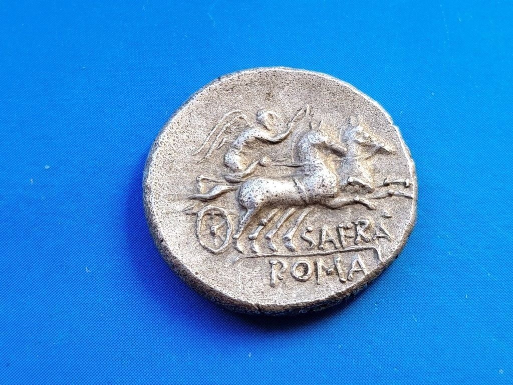roman republic denarius 3.5g 18.4mm rev.jpg