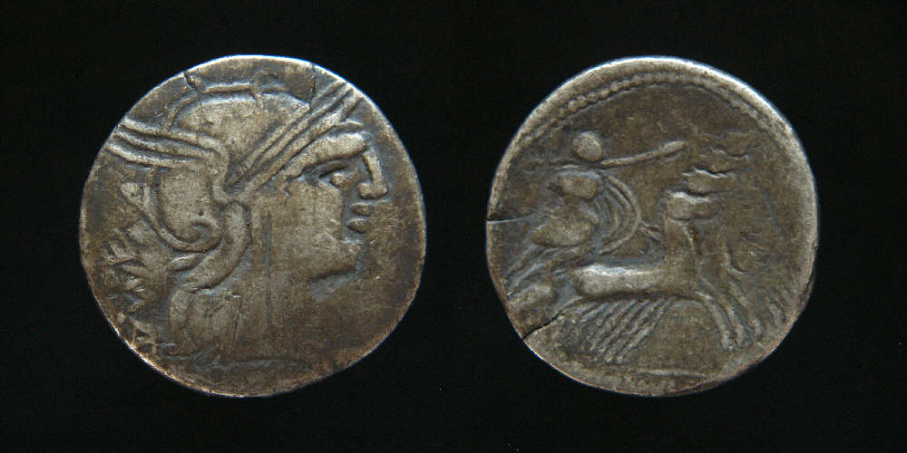 Roman Republican quadriga.JPG
