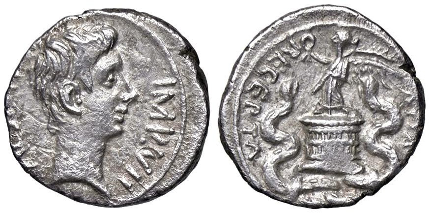 Roman Silver Quinarius of Octavian Augustus (minted sometime between 29 and 26 BCE).jpg