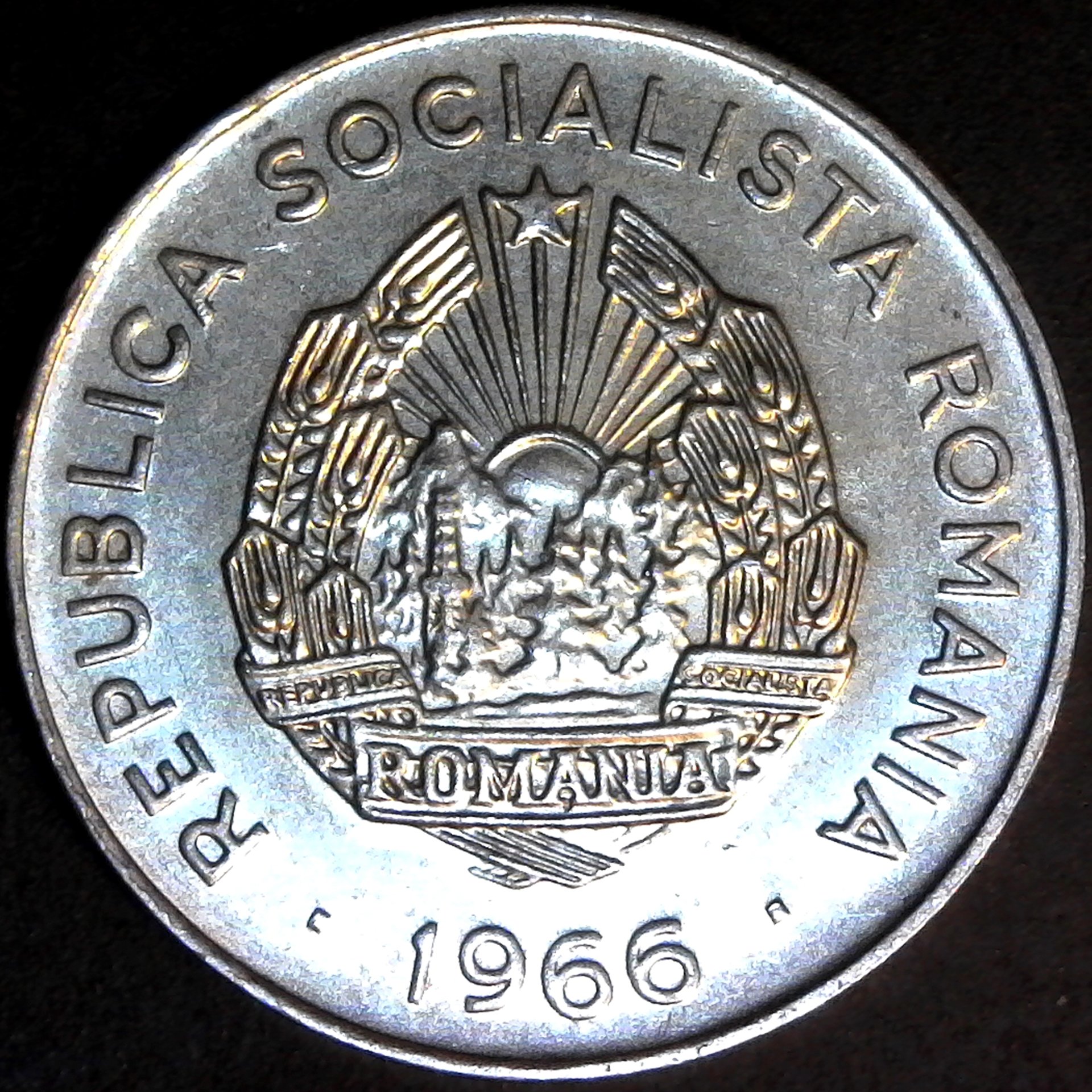 Romania 25 Bani 1966 obverse.jpg