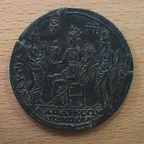 Rome_Cara_AE45_rev_480pixls.jpg