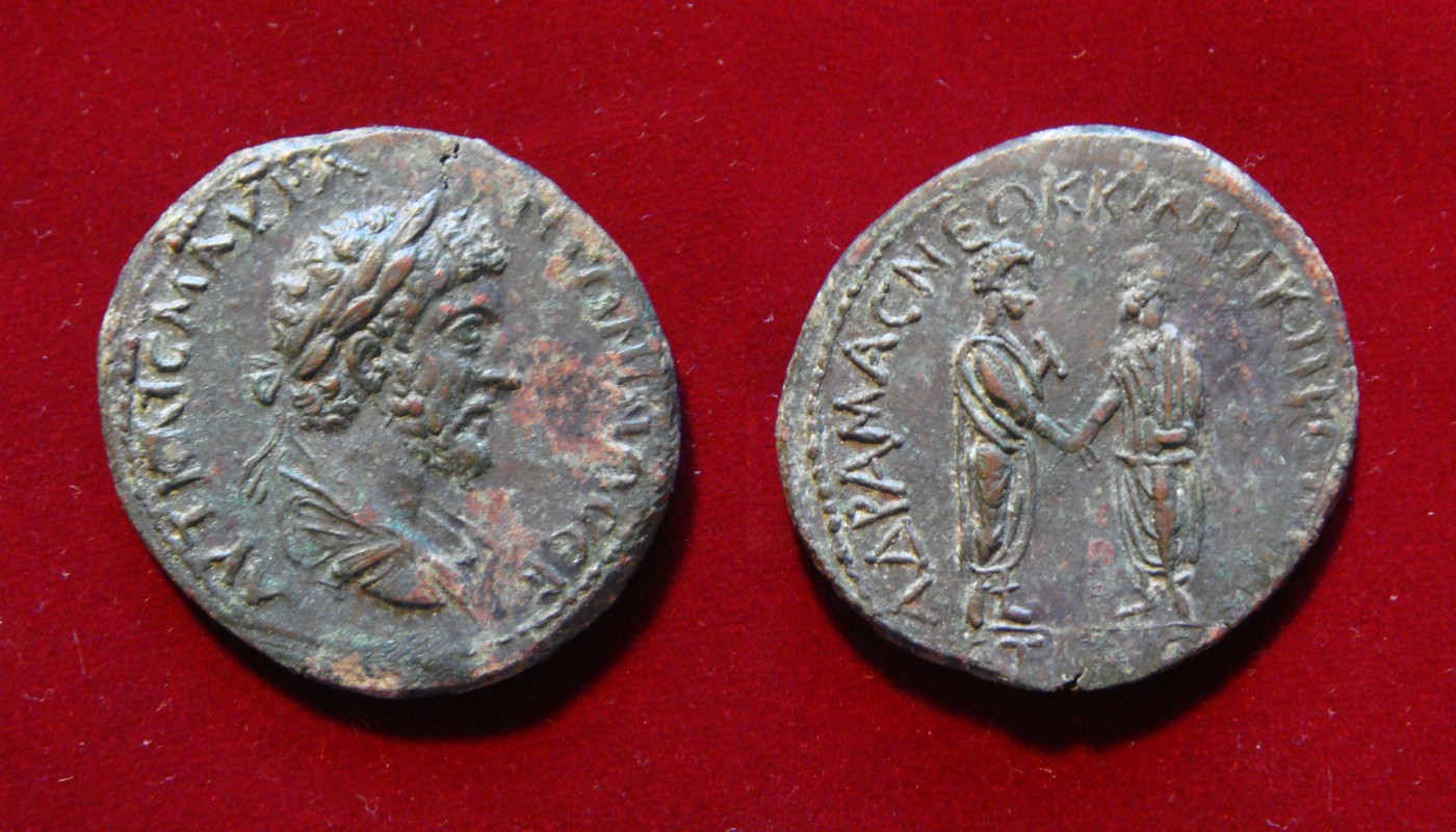 Rome_Marcus-Aurelius_AE36_both.jpg