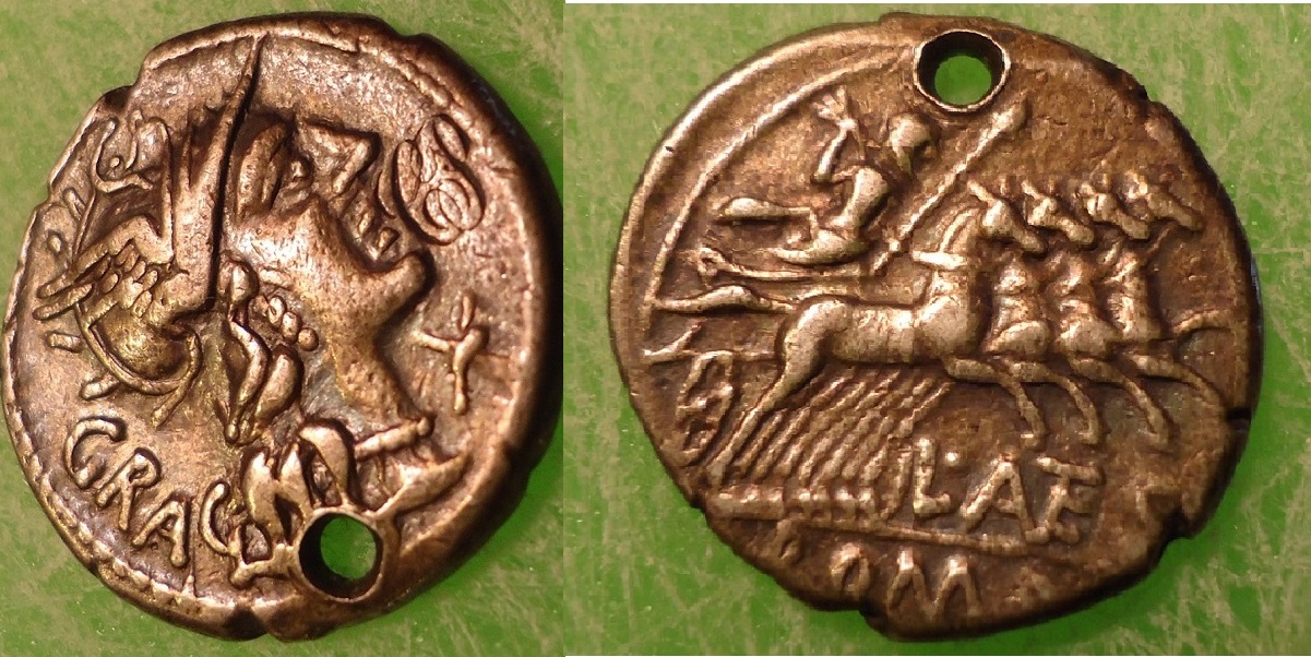 RR - Antestia Gragulus - 136 BC denarius holed my photos (0).jpg