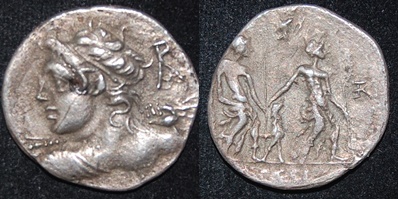 RR Lucius Caesius 112-111 BCE AR Den Apollo Lares Praestites S 175 Craw 298-1 Obv-Rev.jpg