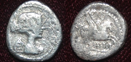 RR Q Titius AR Quinarius 90 BCE G Sear 240 Obv-Rev.jpg