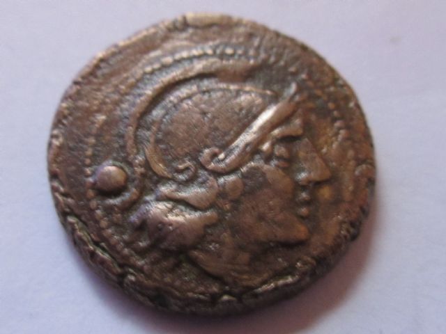 rr uncia Attic roma and prow.JPG