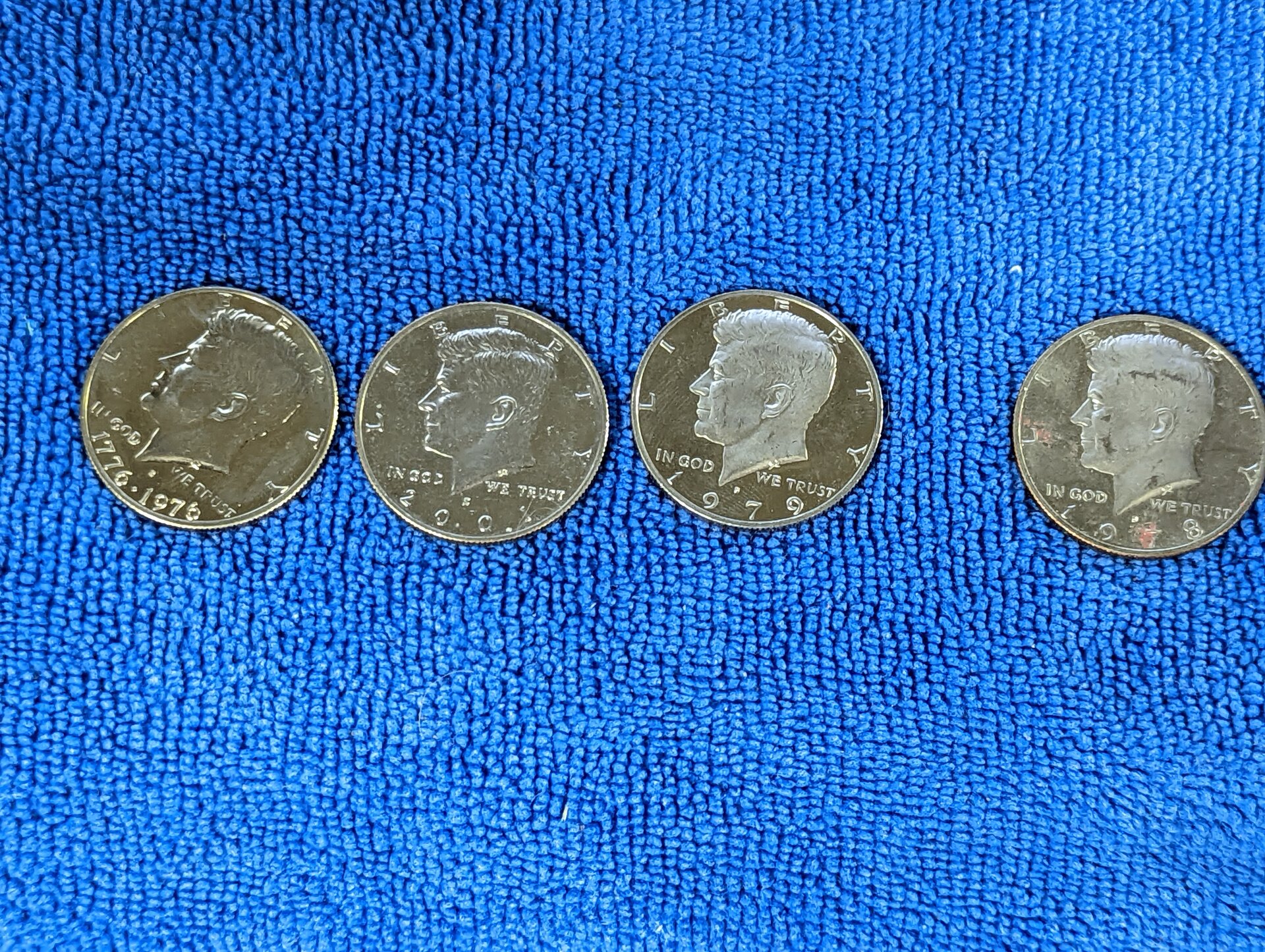 s mint decam.jpg