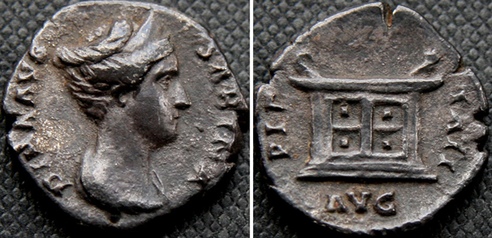 Sabina-311961899043o-116.jpg