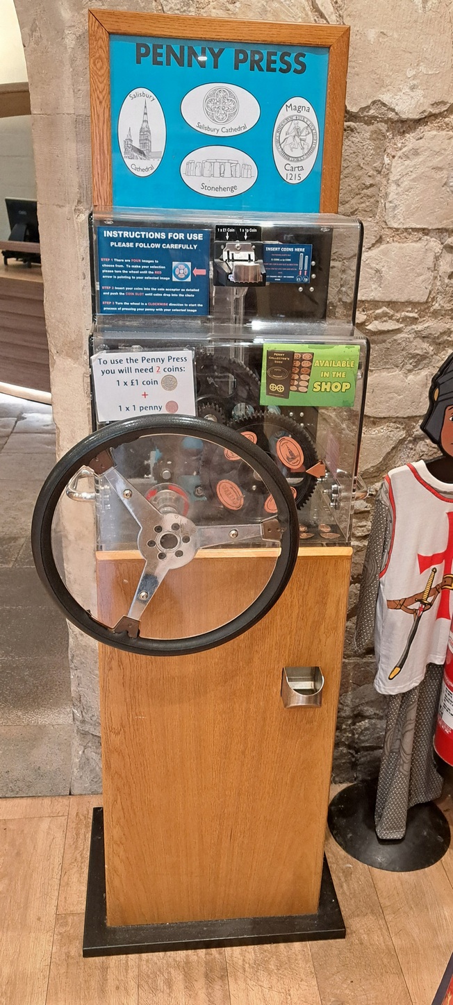 Salisbury_Cathedral_penny_press_a_lo_res.jpg