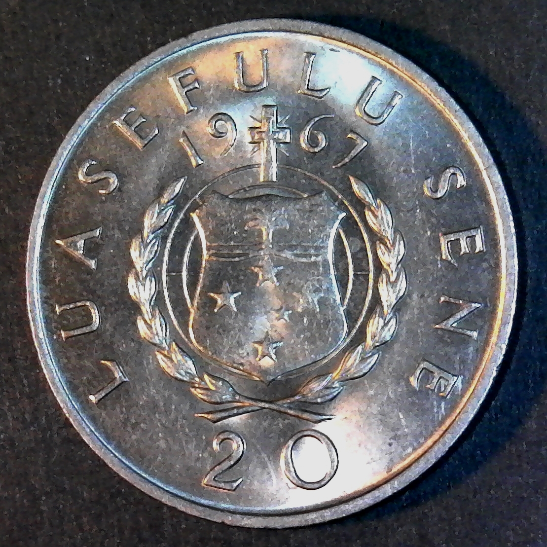 Samoa 20 Sene 1967 obverse less 10.jpg