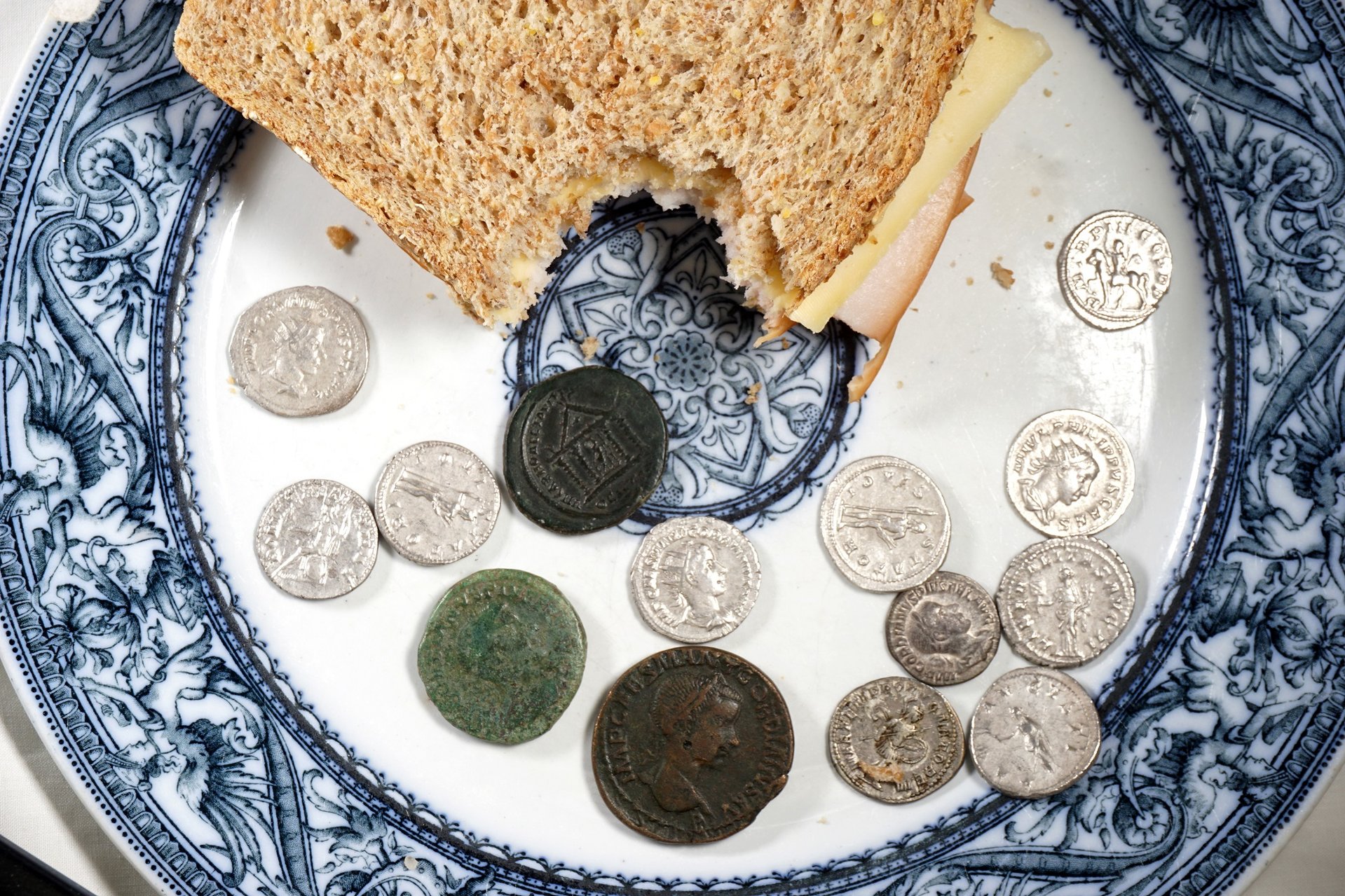 Sandwhich 3a.jpg