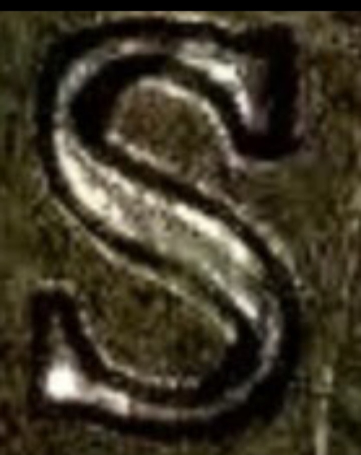 Screenshot_20230221_214313_Photos.jpg