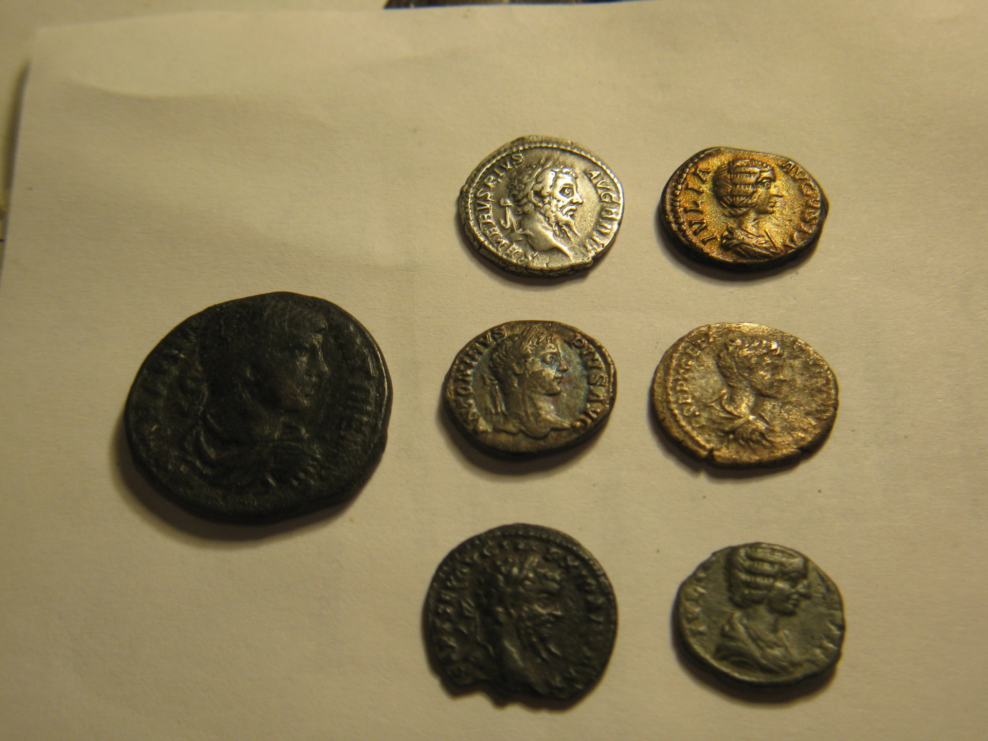 Sept. Severus AR denarius...and family 004.JPG