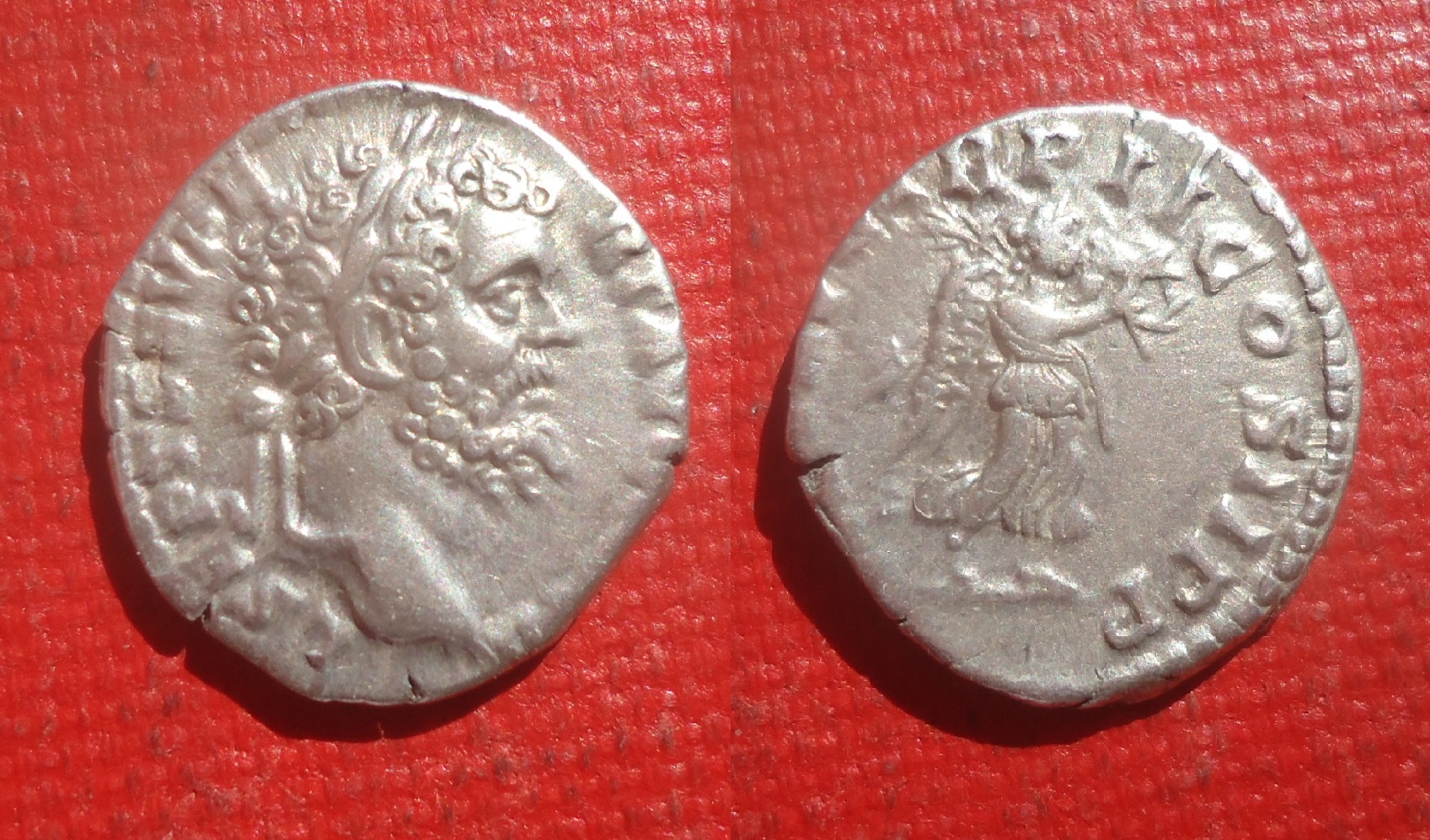 Septimius Severus - Den Victory RIC 38a July 2014 (0).jpg