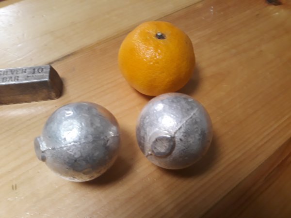 silver balls.jpg