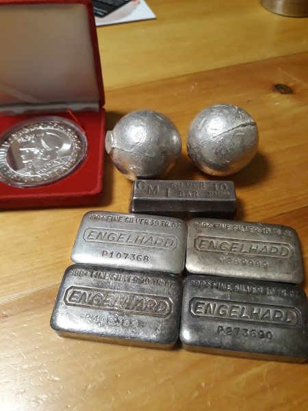Silver bars.jpg
