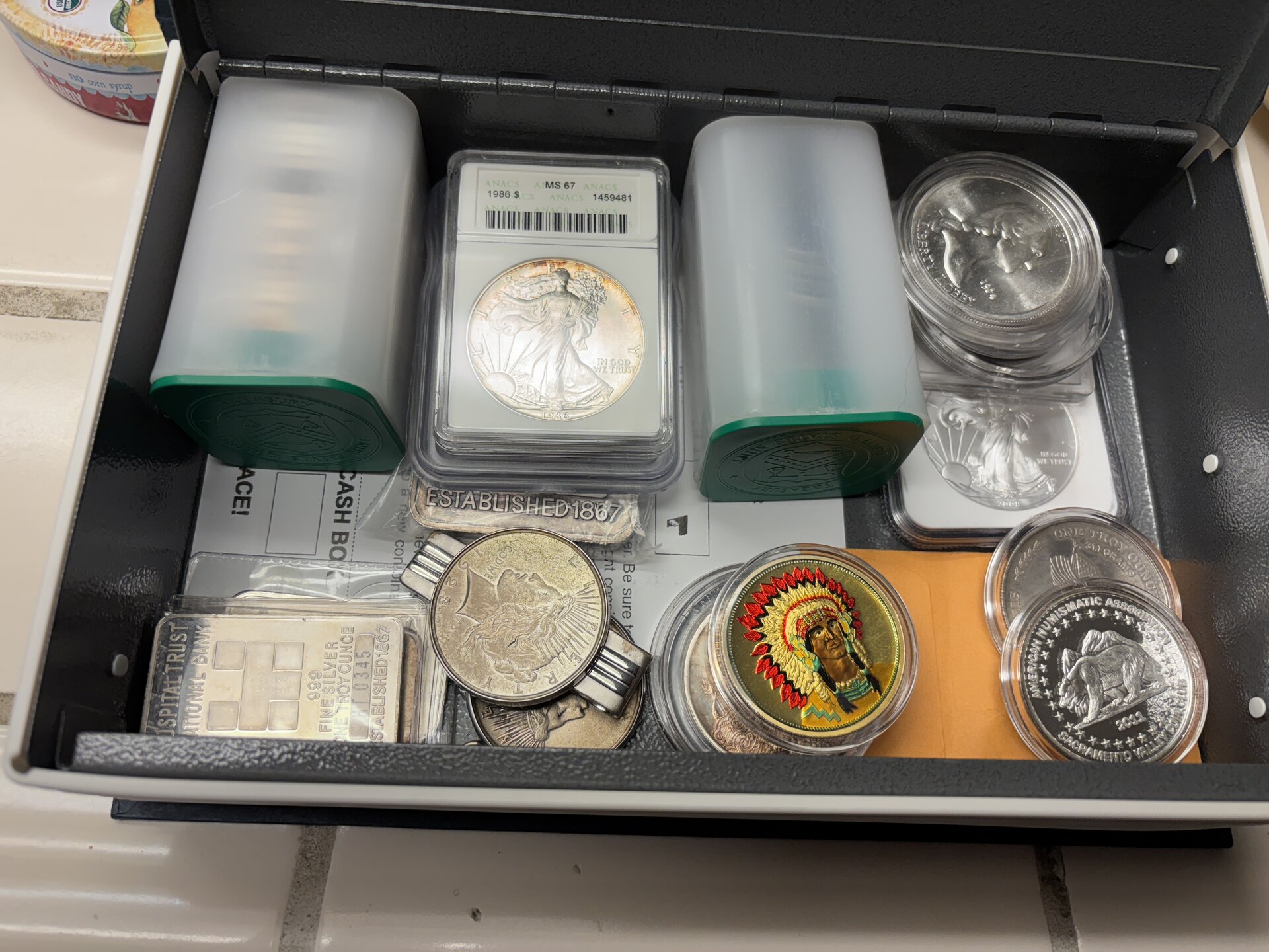 silver boxa.jpg