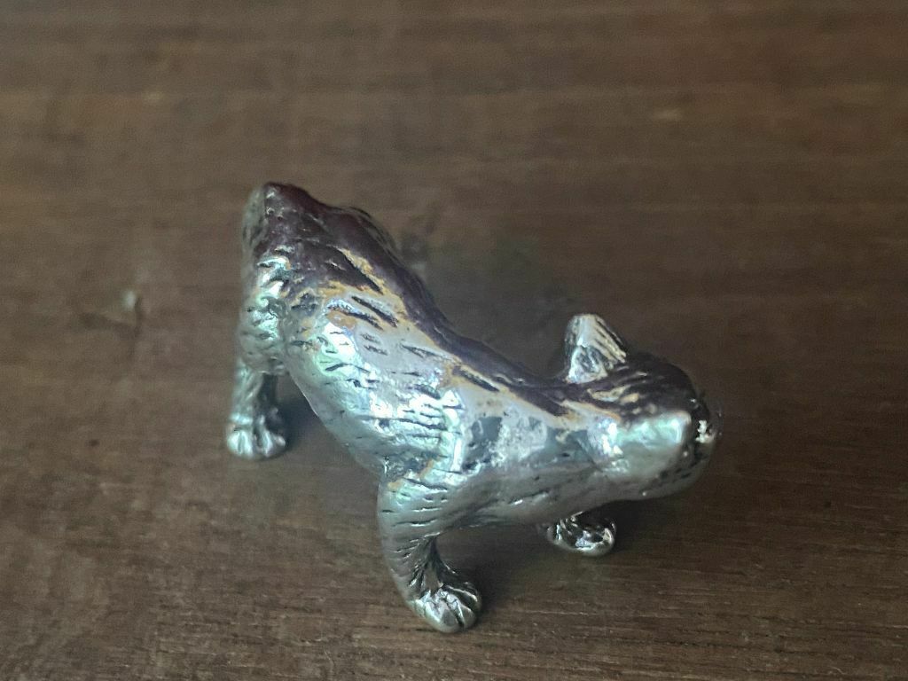 silvercat2.jpg
