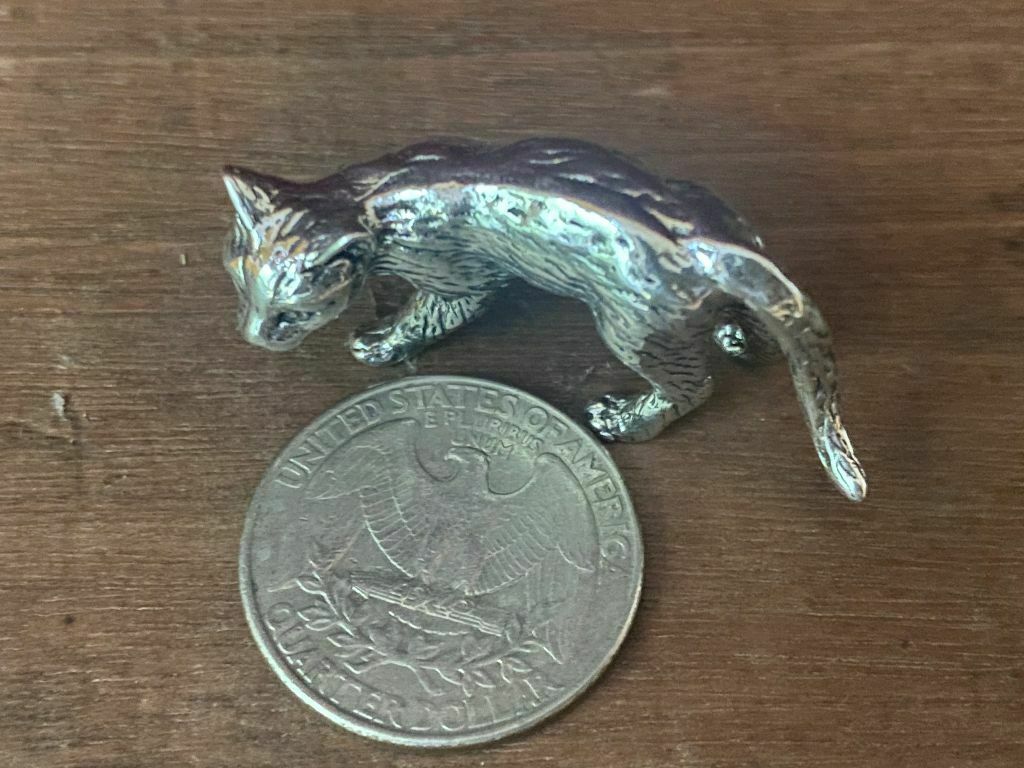 silvercat3.jpg