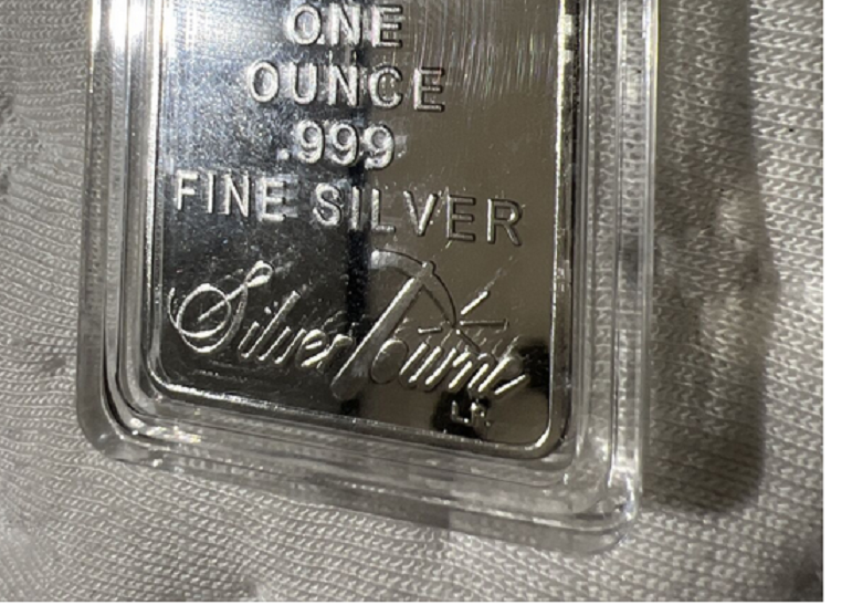 Silvertown Fake Example.png