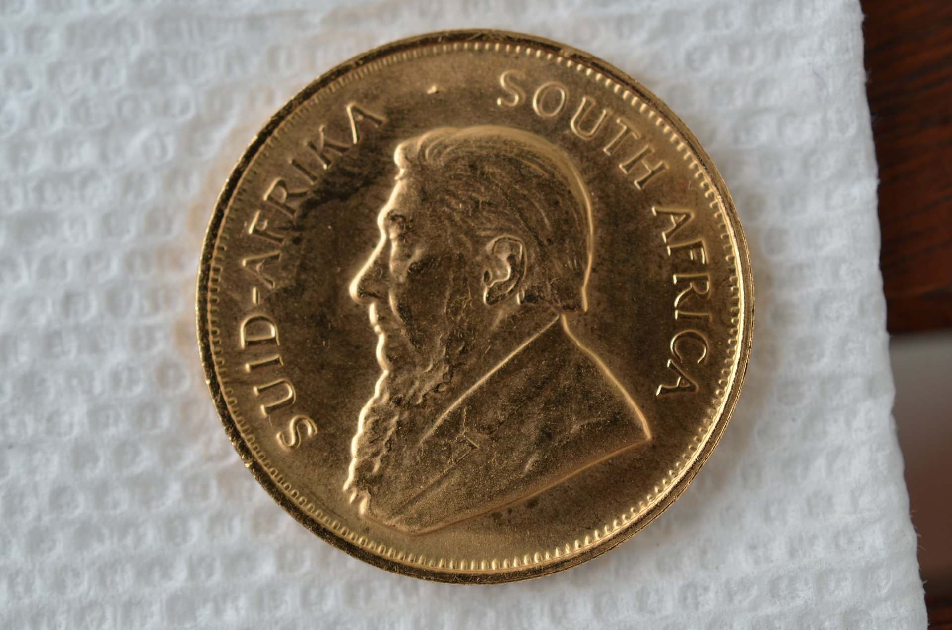 SouthAfrica-1:2 Krugerrand-1982-front.JPG