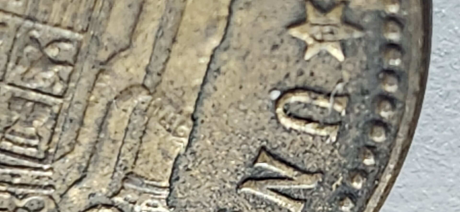Spain Una Peseta 1947(56) PLUS2.jpg