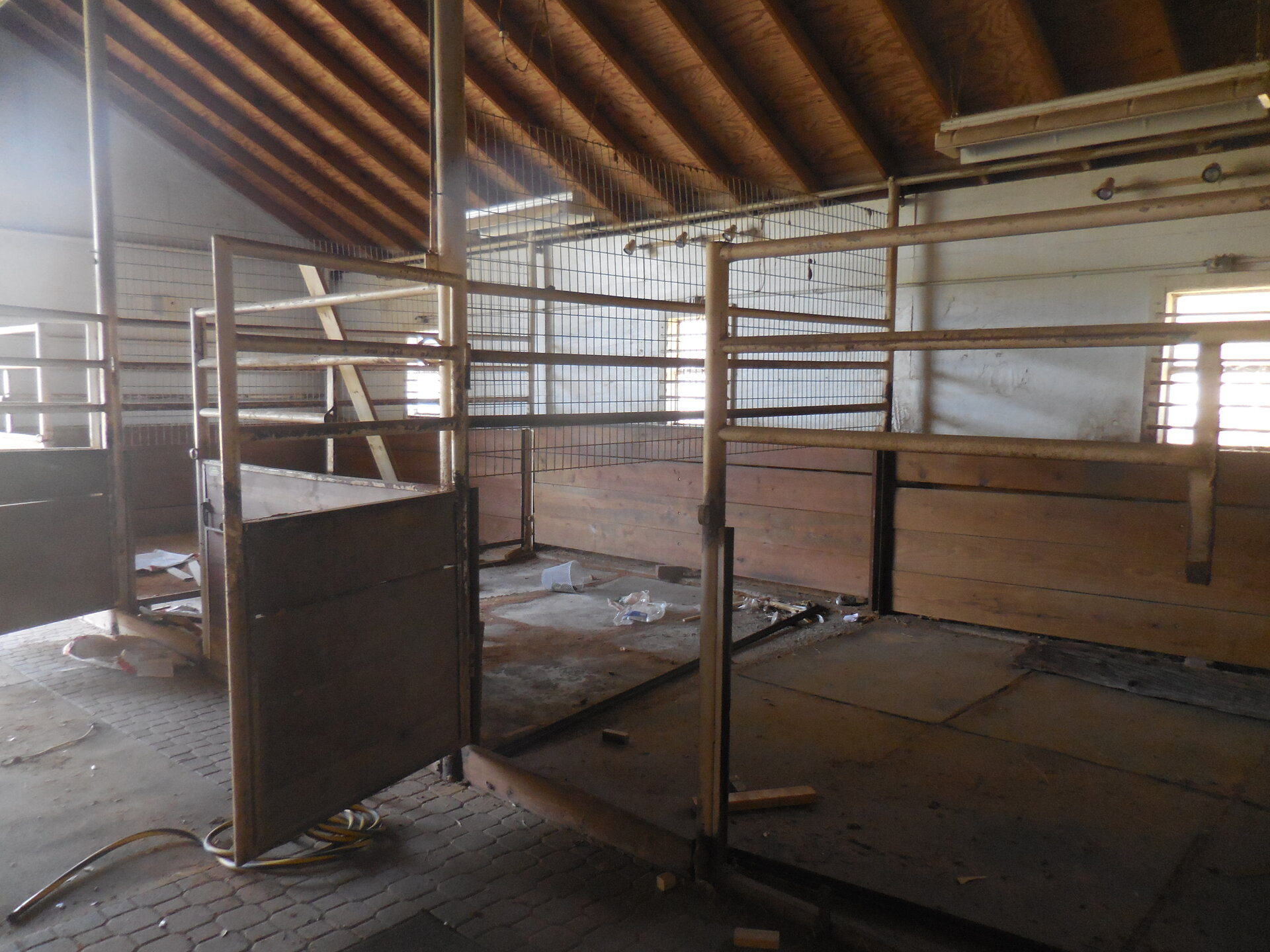 stables.JPG