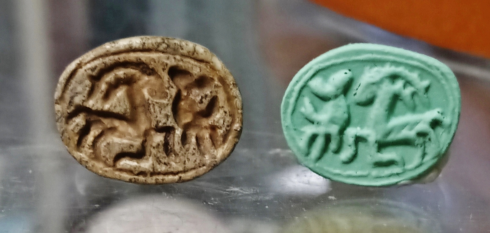 Steatite scarab - Antilipids 1.jpg