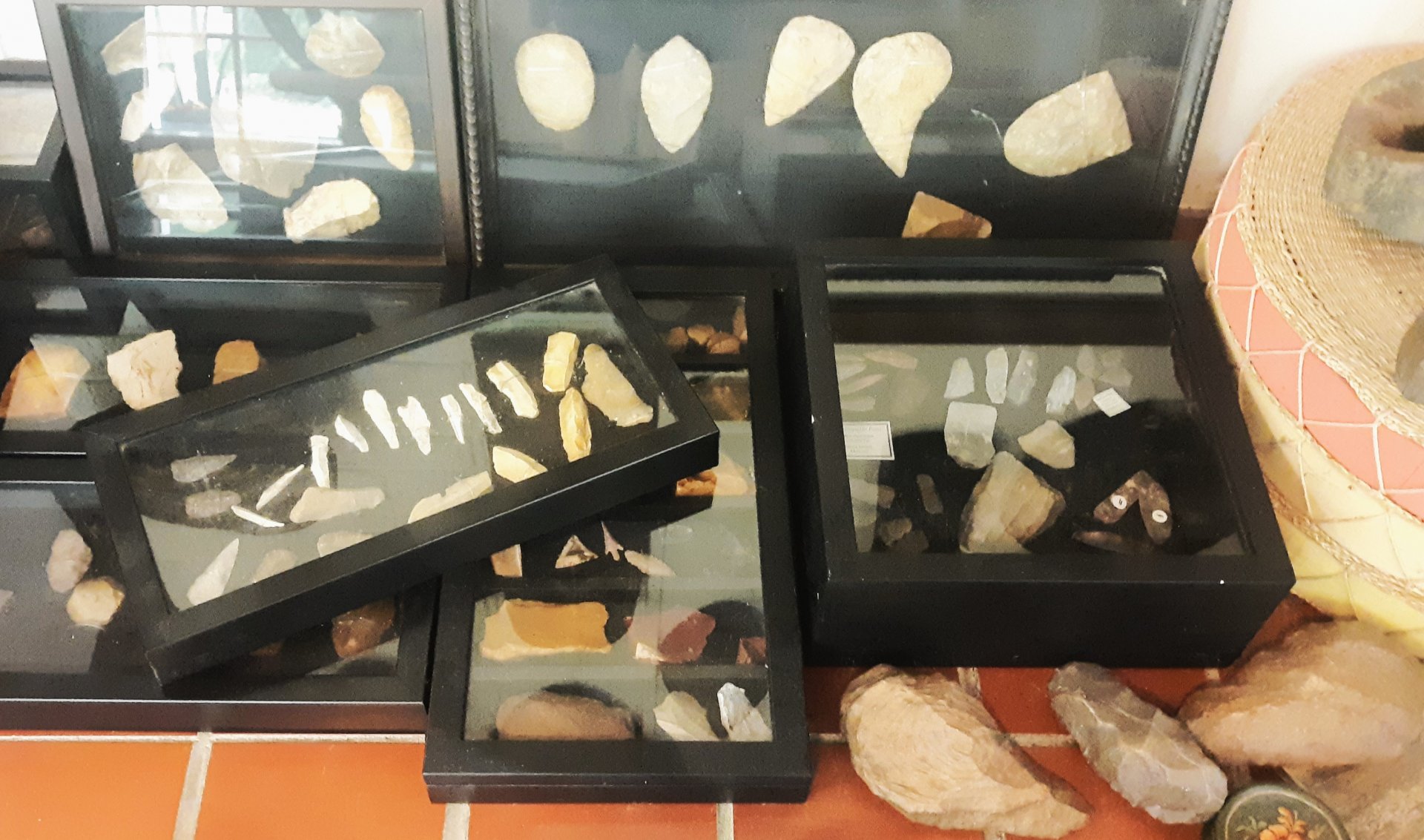 Stone Tools 2 Cr2 E2.jpg