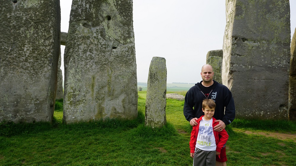 Stonehenge smaller.jpg
