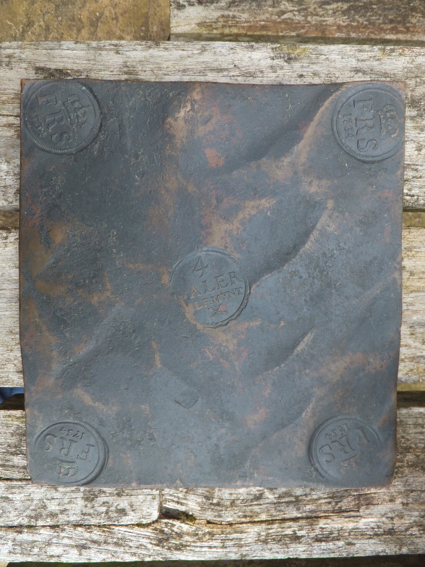 Sweden 4 daler 1734 (1).JPG