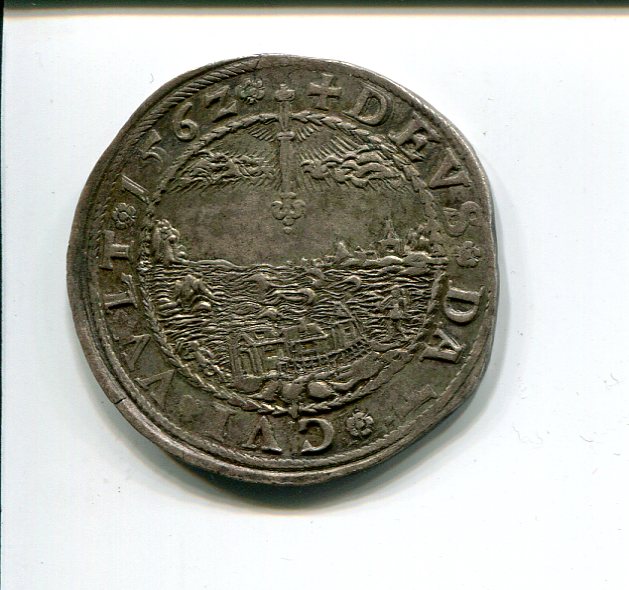 Sweden Erik XIV  1 and a half Mark 1562 rev 260.jpg