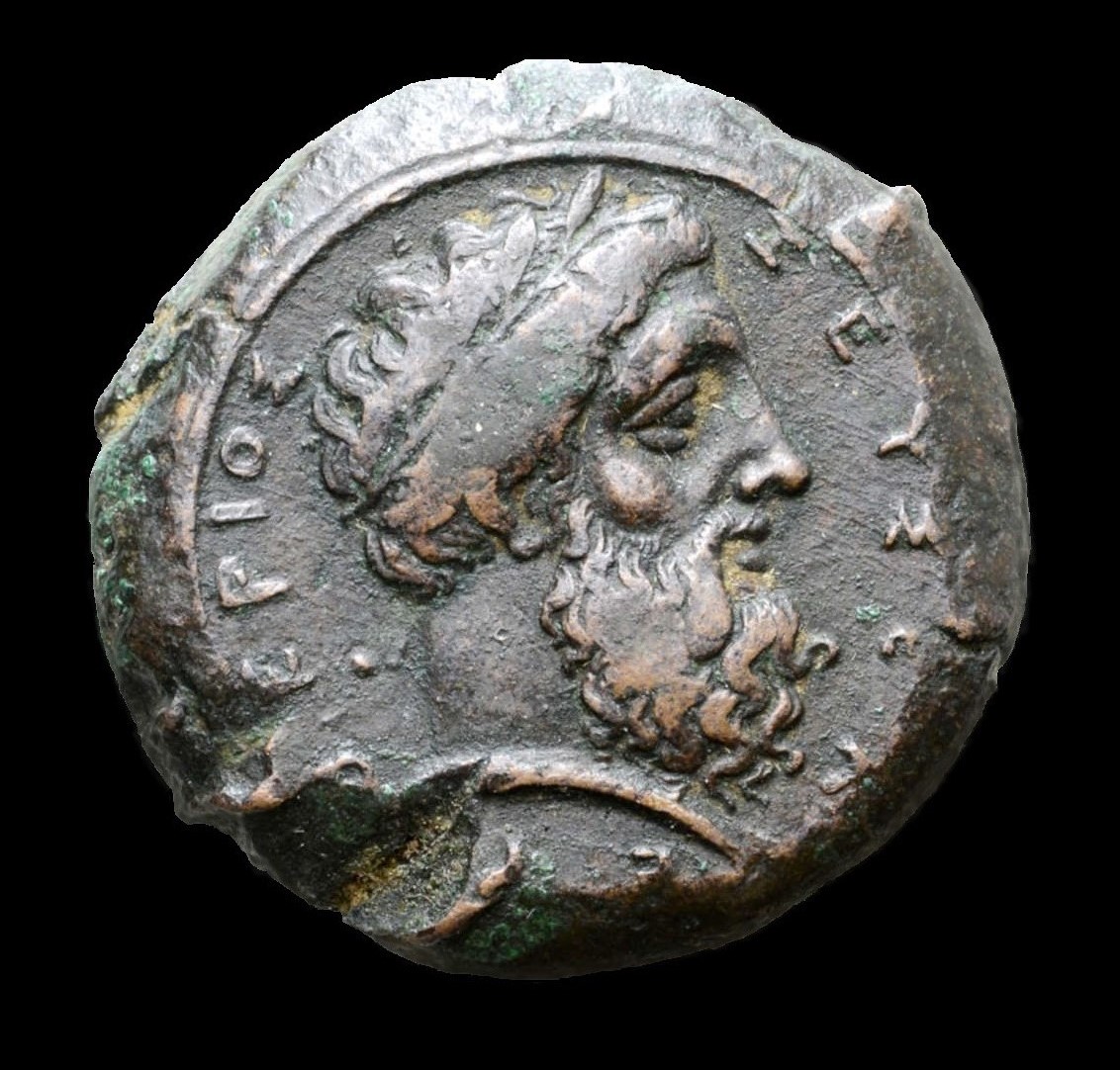 Syra, Zeus.jpg