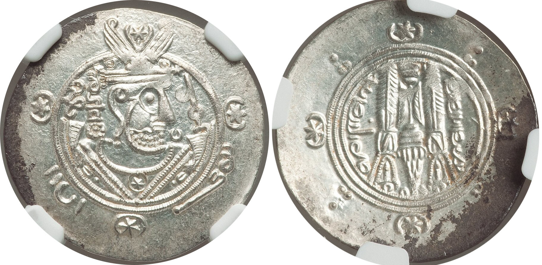Tab77105.jpg