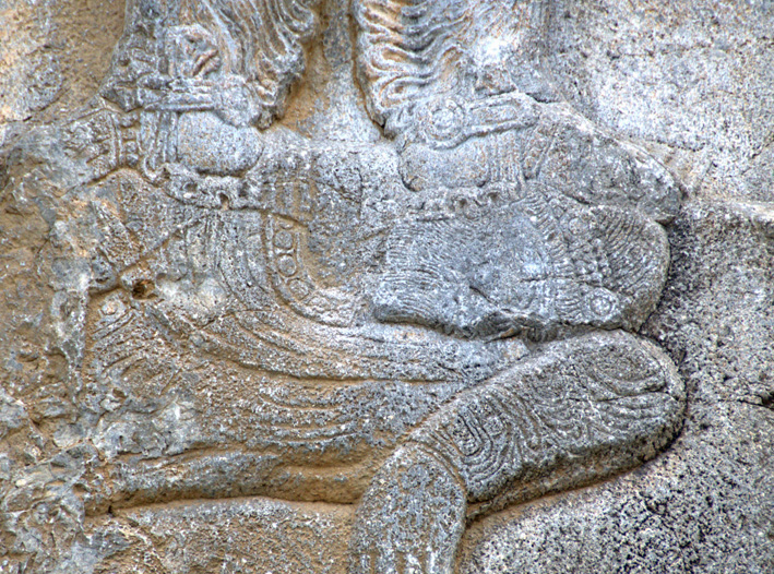 taq-e bostan.jpg