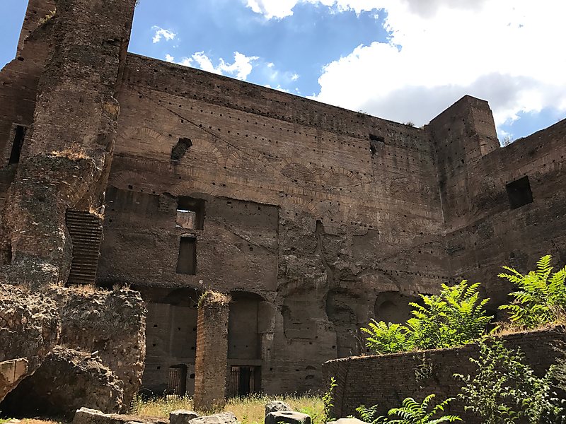 Temple of Augustus.jpg
