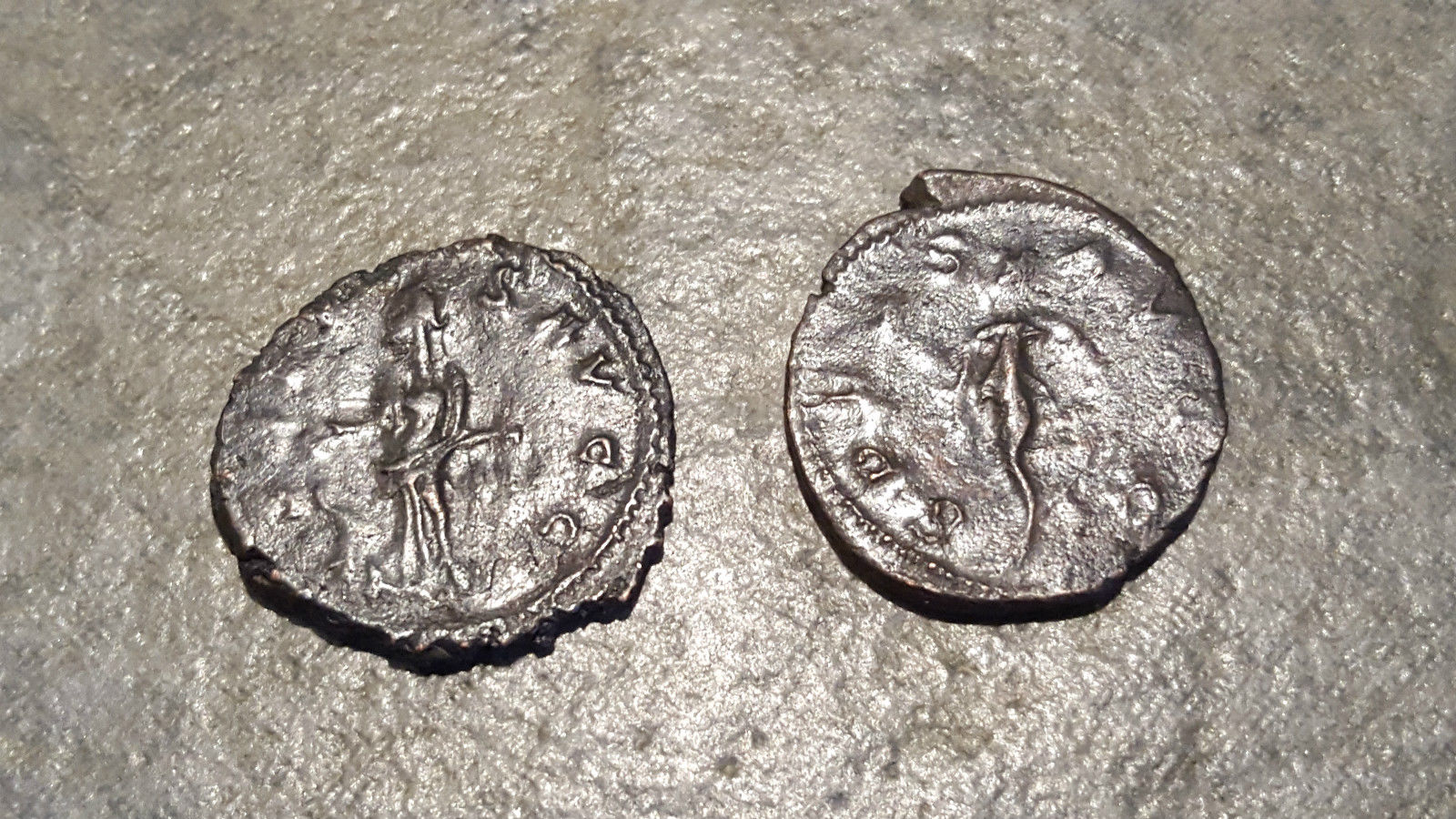 Tetricus I and II  salus and spes.jpg