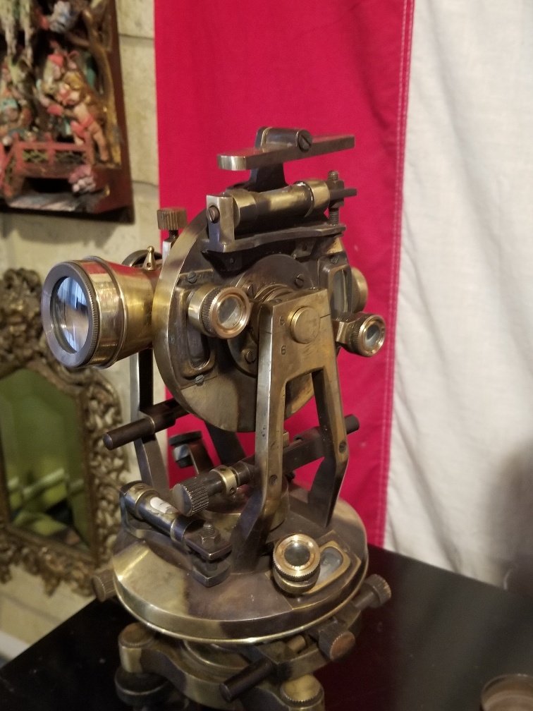 theodolite.jpg