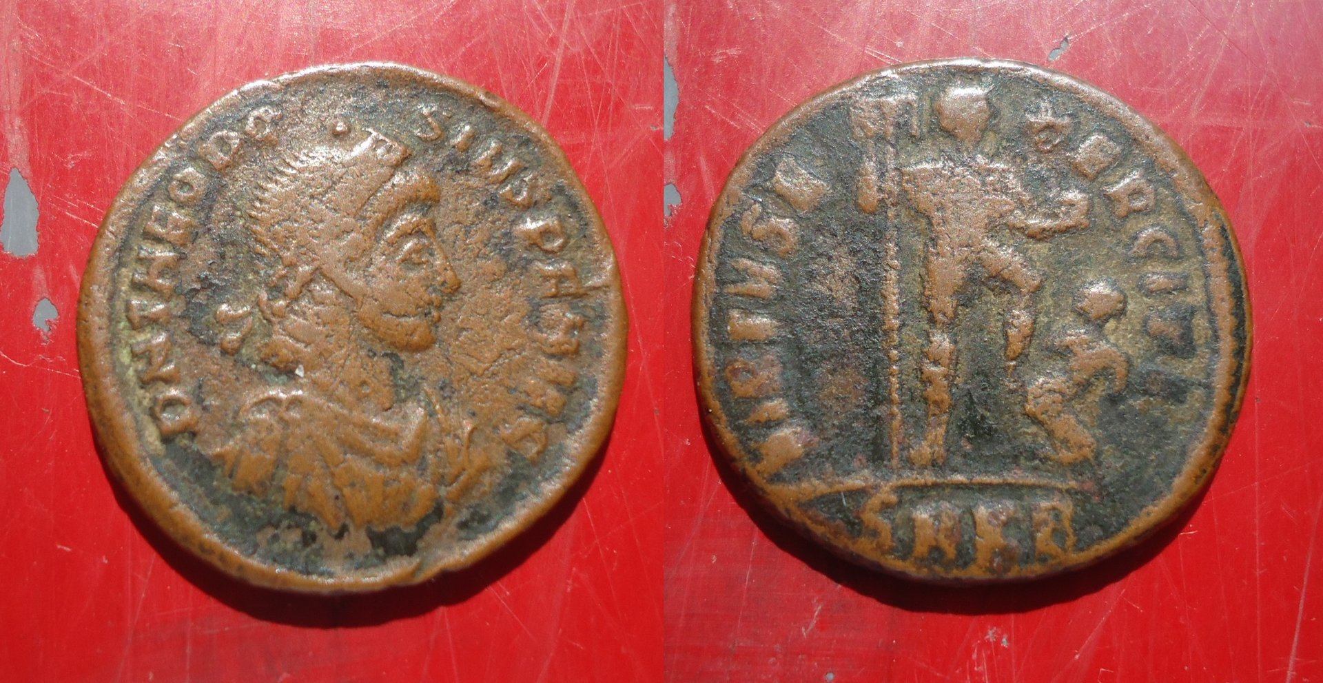 Theodosius I - AE VIRTVS lot Jun 2018 (0).jpg