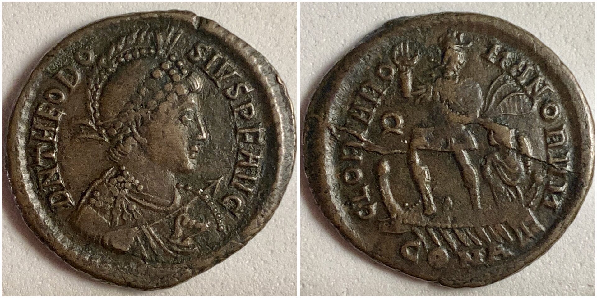 TheodosiusConstantinopleRICIX52c.JPG
