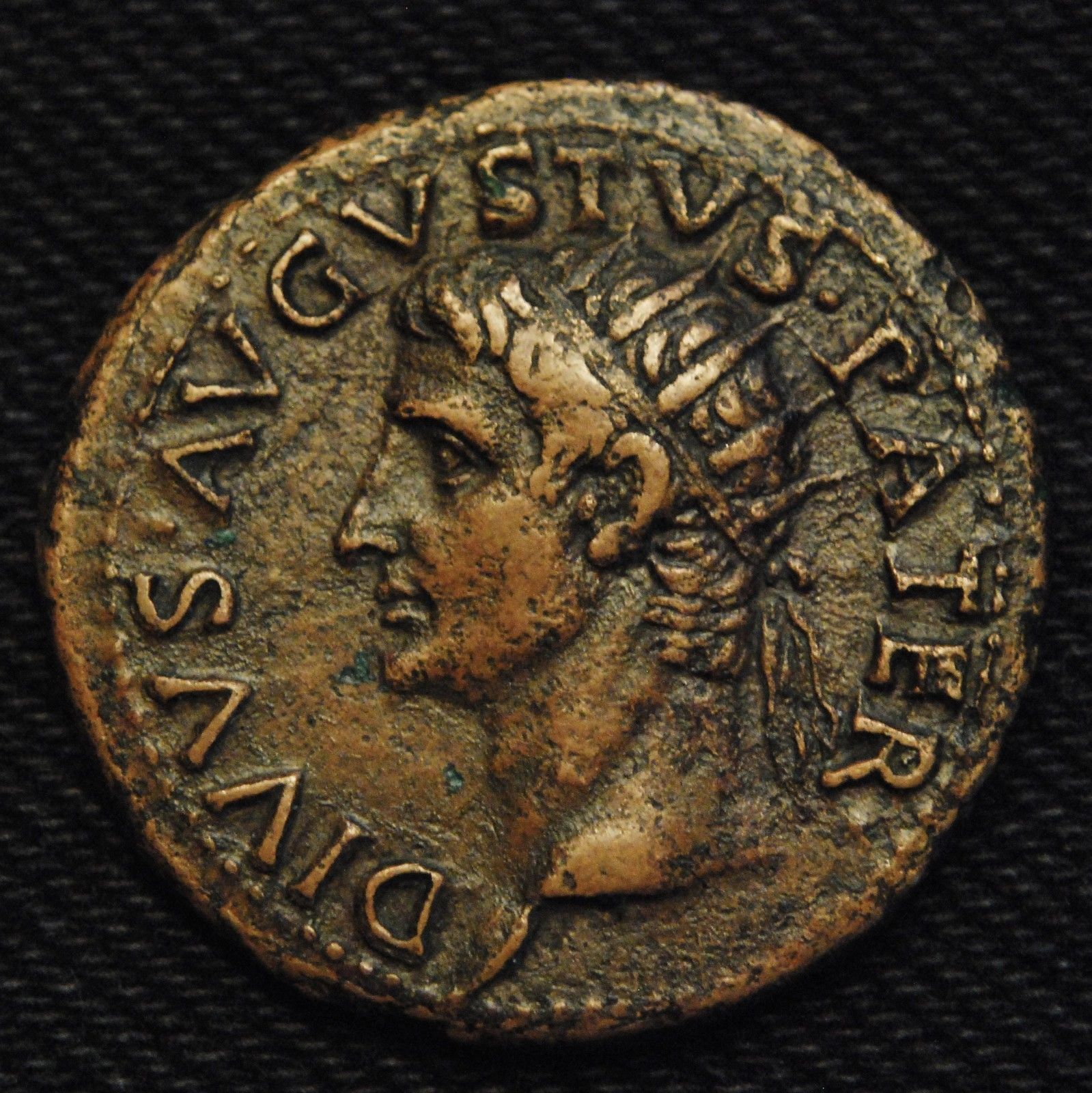 Tiberius obv.jpg
