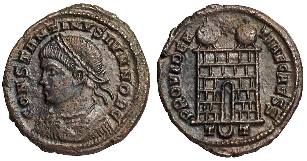 Ticinum_campgate_ConstantineII.jpg