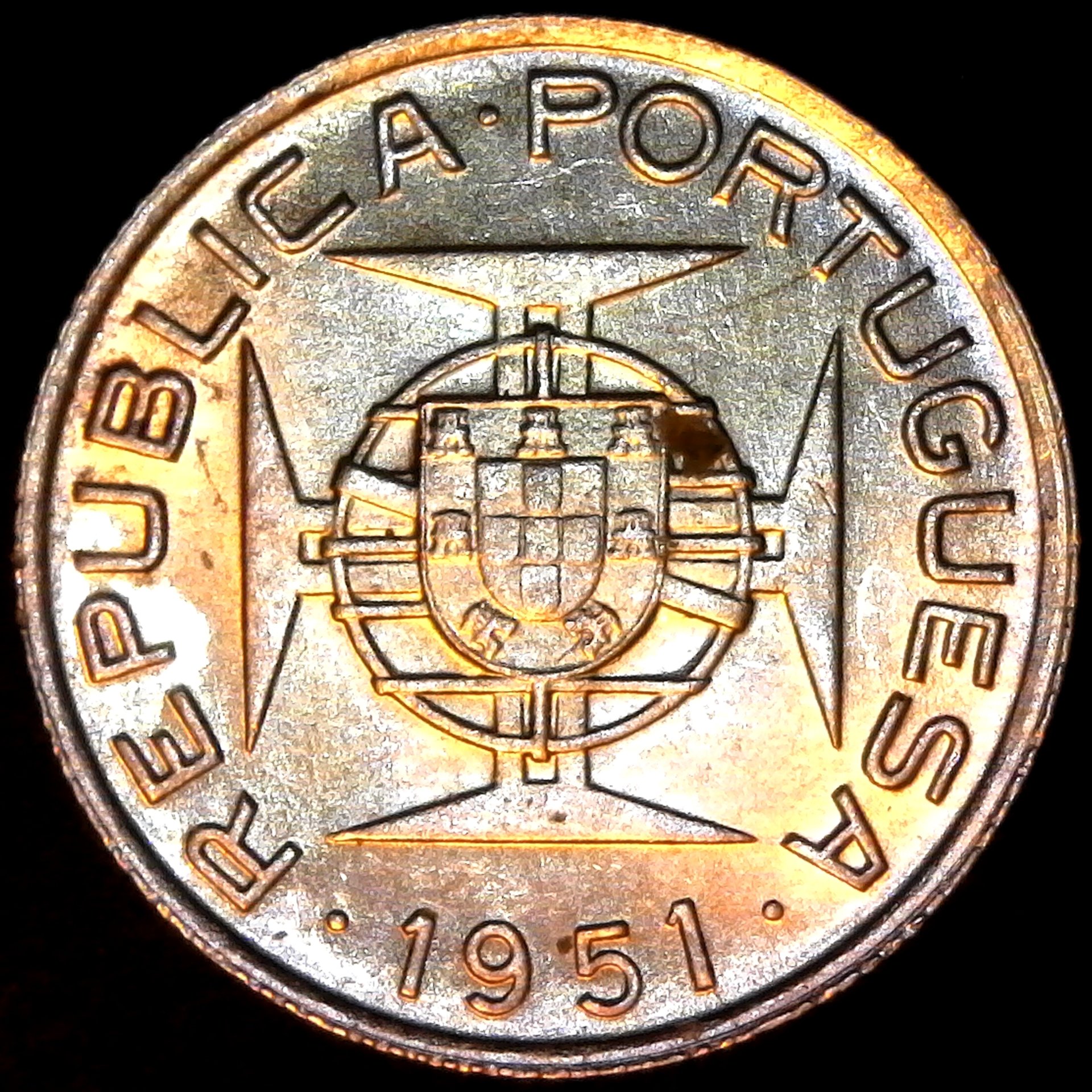 Timor 50 Avos 1951 reverse.jpg