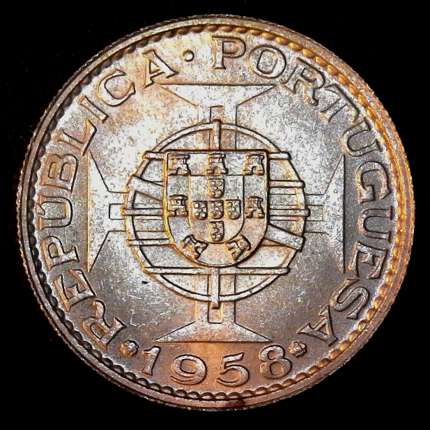 Timor 6 Escudos rev 1958 less 10 60pct.jpg