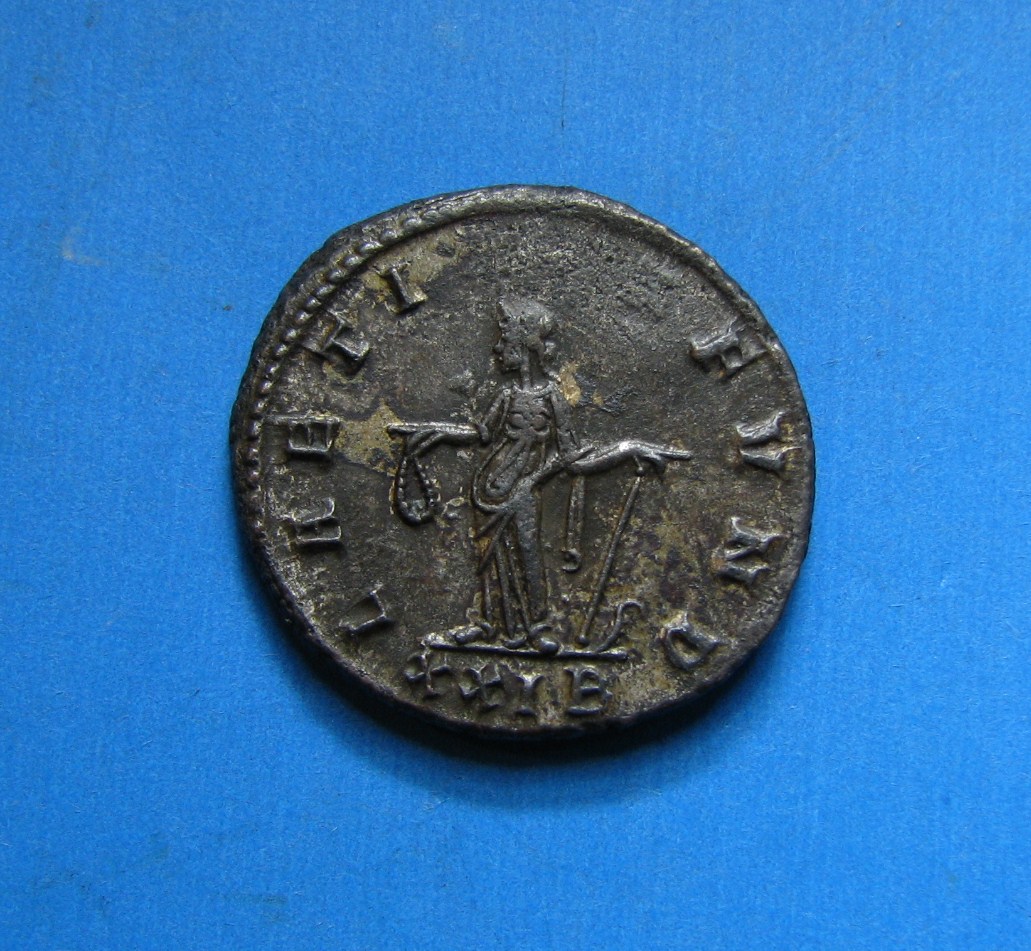 tiny coins 008.JPG