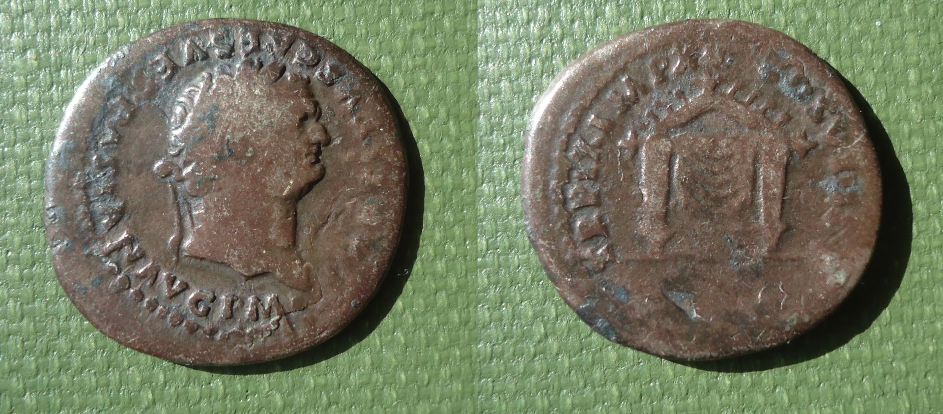 Titus Den Throne Aug 2017 (0).jpg