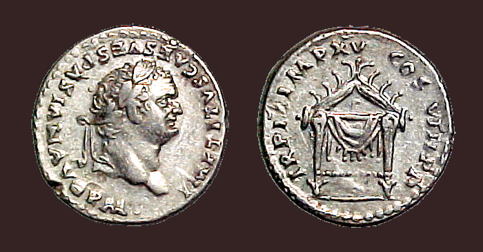 TitusDenDiademOnSeatRSC313a.jpg