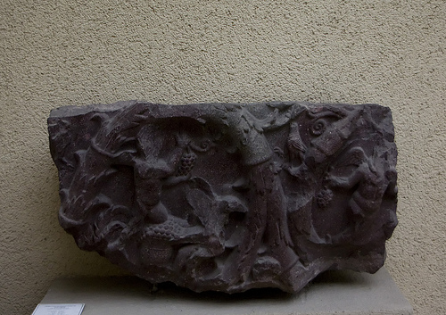 tombfragmentistanbul.jpg