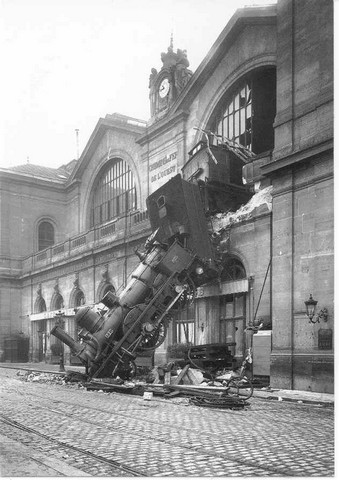 Train_wreck_2_vertical_small.jpg