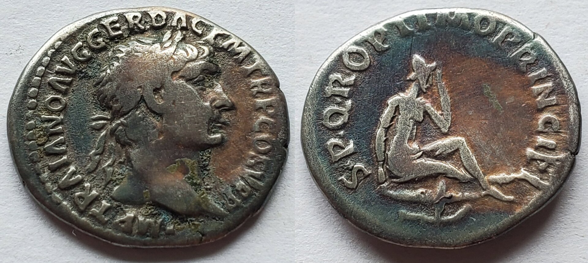 Trajan AR Denarius mourning Dacian.jpg